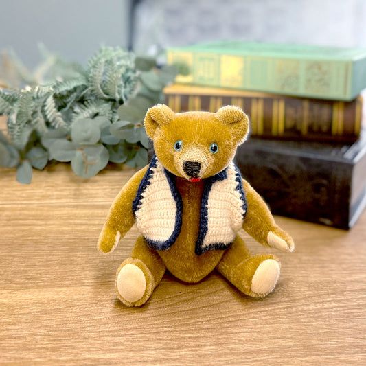 ① お茶目なベア