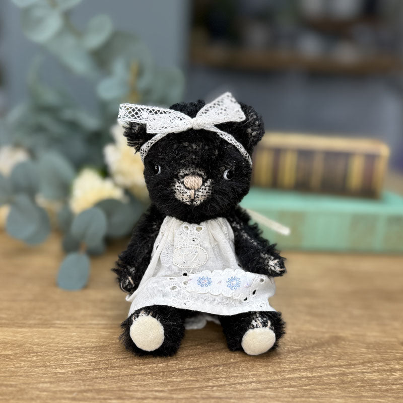 ④ megbear  ブラック