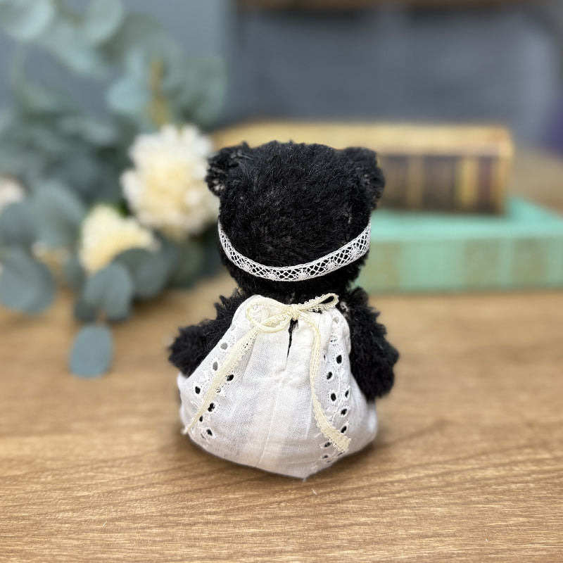 ④ megbear  ブラック