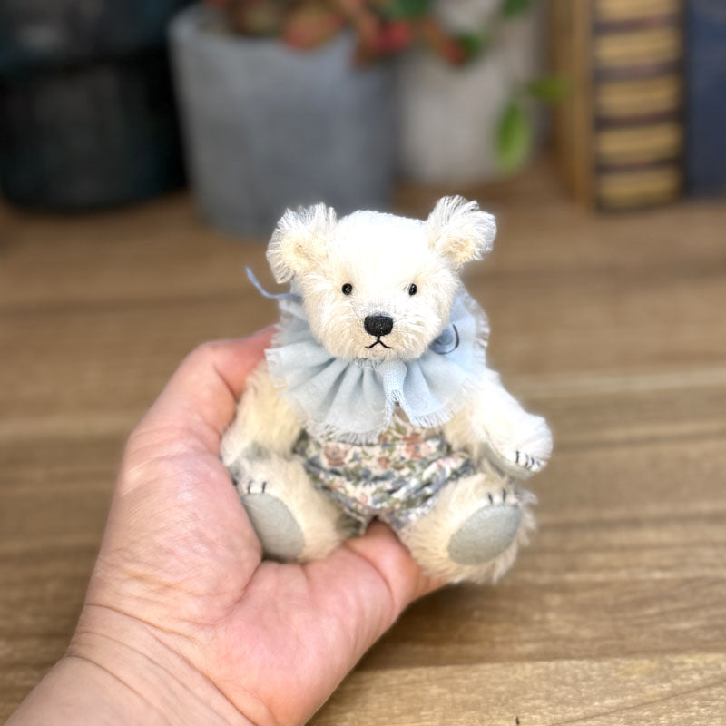 ②シロクマくん